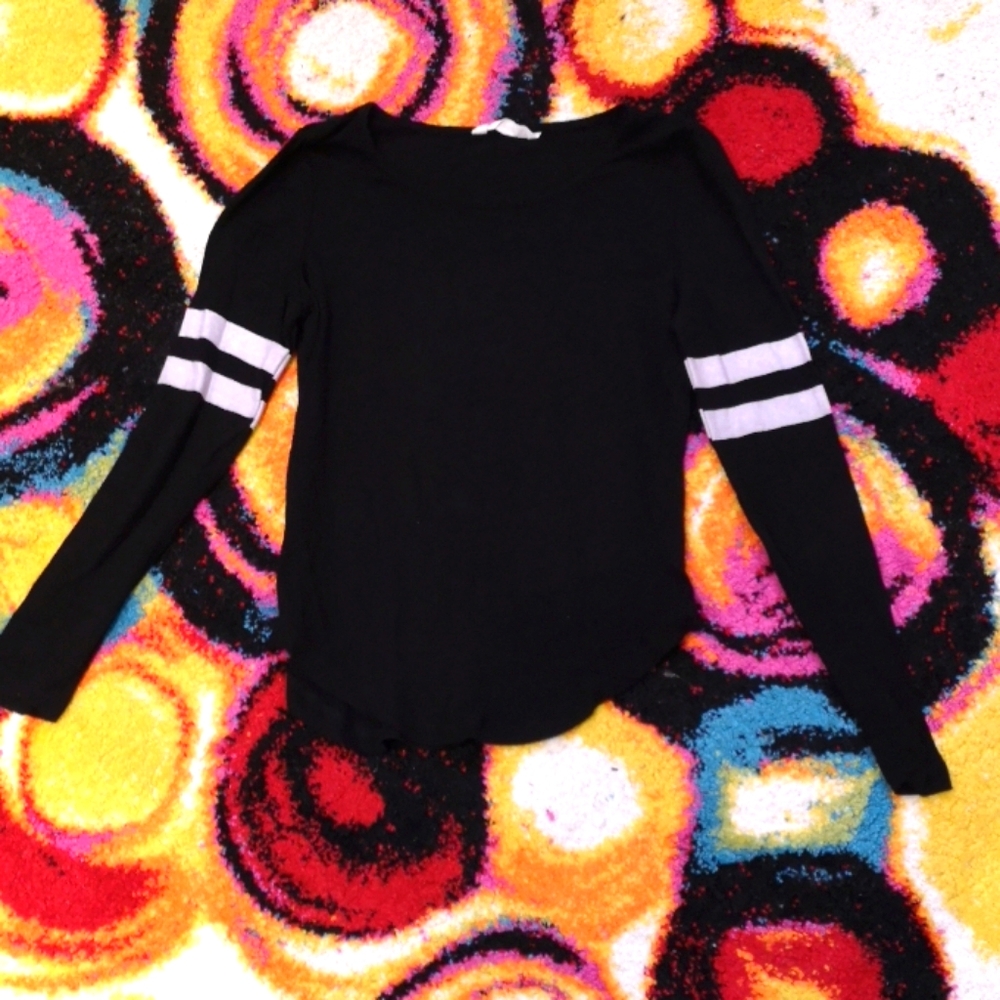 Black shirt